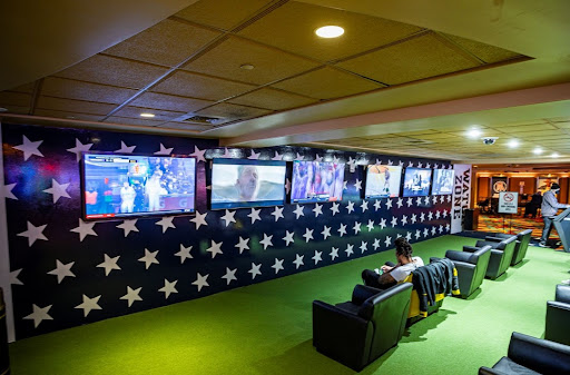 Sportsbook Restaurant at Hollywood Casino at Charles Town Races - Thumbnail