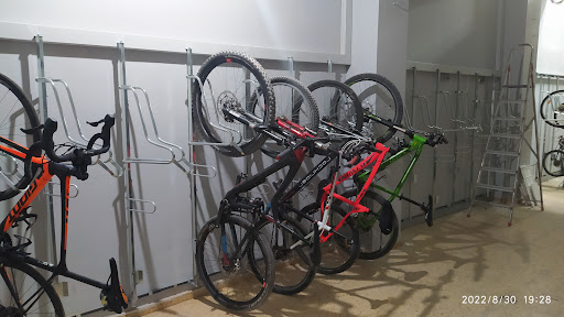 parking bicicletas y patinetes Guardabici.com Logo