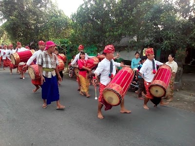 Photos of Unique Lombok ArtGallery