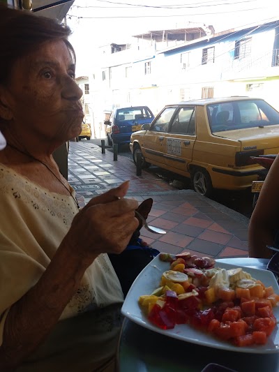 Photos of Tuttos