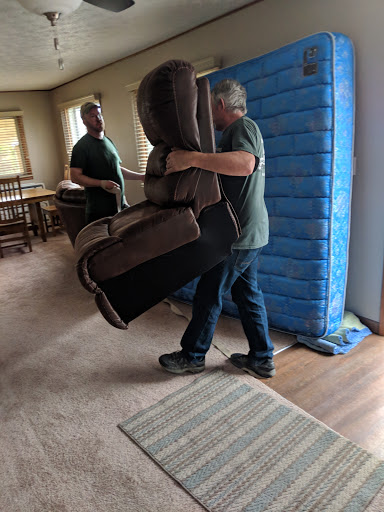 Mathis Moving - Visual