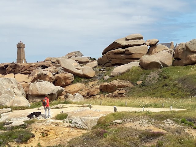 Le Phare De Ploumanac'h