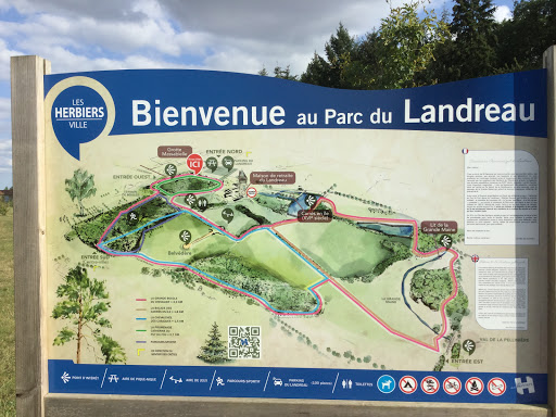 Municipal Park Landreau