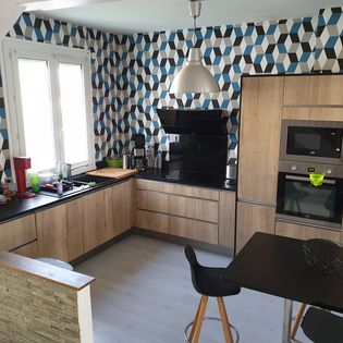 Numéro de téléphone de Raison Home - Anthony LE GUEN - Concepteur Agenceur de cuisines et rangements sur-mesure