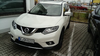 car-dealer