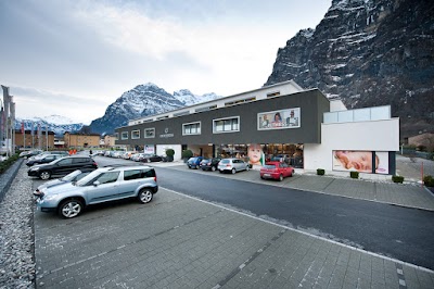 Photos of Felber's Baby-Rose Kinderland und N&auml;hcenter