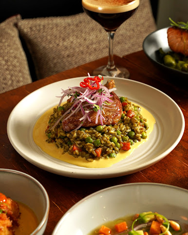 Nuna Kitchen & Bar by null