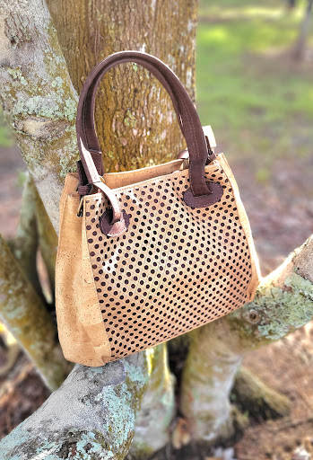 Kelita's Cork - Thumbnail