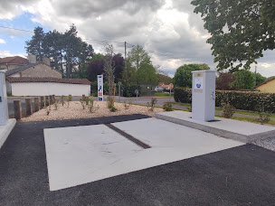 Photo n°1 de Aire Camping-Car Park à Pressac (Terrain pour camping-cars)