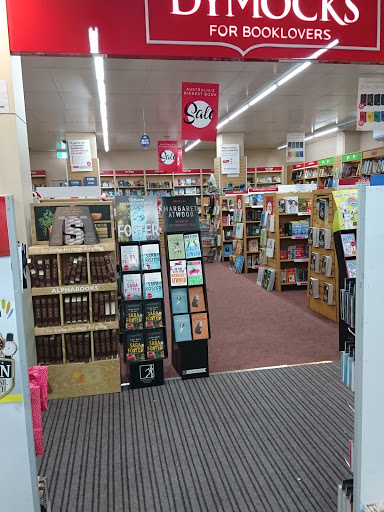 Dymocks Werribee - Visual