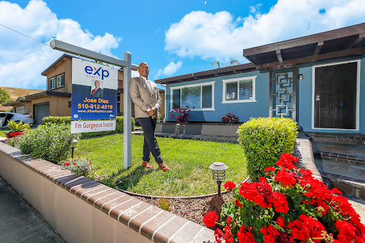 J. Diaz, REALTOR - Thumbnail