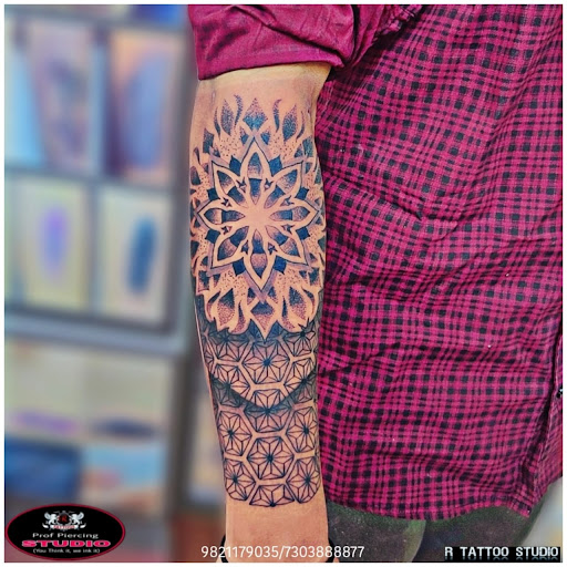 R Tattoo Studio  post image