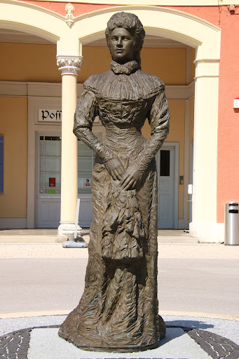 Sisi Statue am Bahnhof Possenhofen - Thumbnail