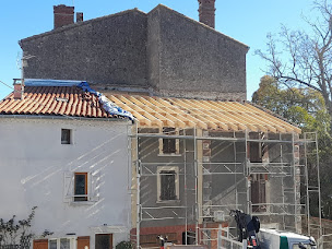 Photo n°1 de Allorenov à La Tour-du-Crieu (Peintre en bâtiment)