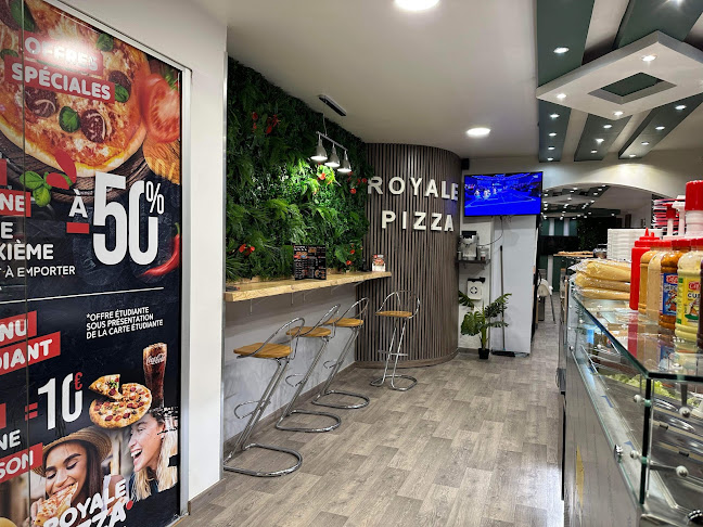Royale Pizza