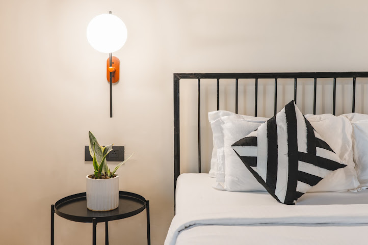 LetsBunk Poshtel & Suites by null