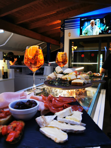 G lounge Cafè - Cocktail Bar e Aperitivi a Pianezza - Thumbnail