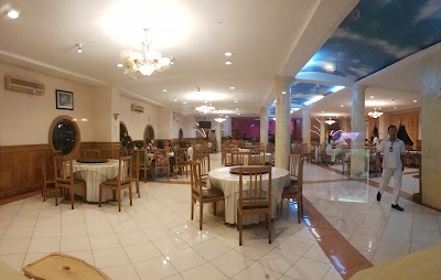 Photos of Golden Bistro