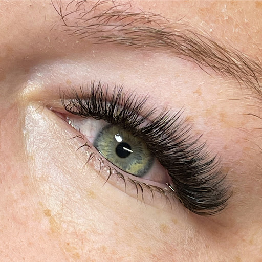 Lashes by Stevie - Thumbnail