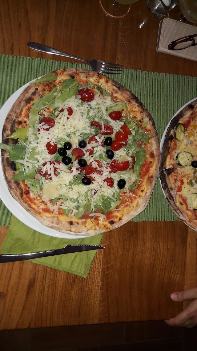 Pizzeria Navis