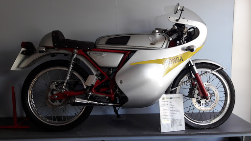 4-Stroke Bike Centre - Thumbnail