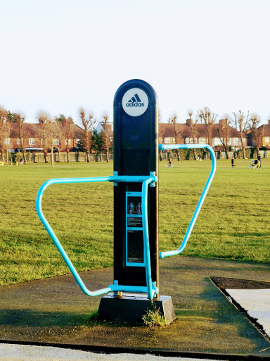 Mayesbrook Park Outdoor Gym - Thumbnail