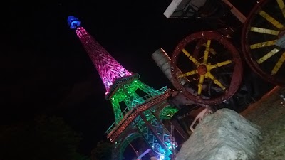 Photos of Replica Eiffel Tower