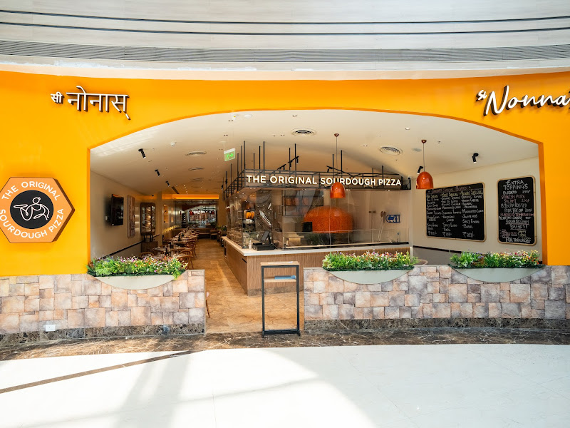 Si Nonna's - R City Mall — photo