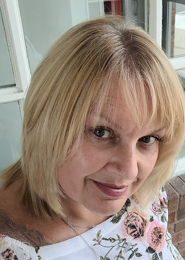 Good Looks Hair Design - Thumbnail