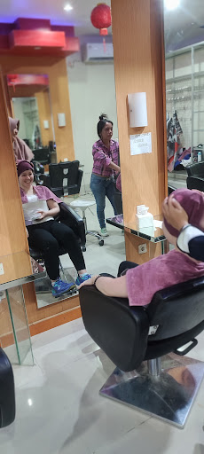 Mahkota salon Malinau