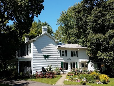 First Farm Inn