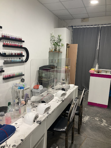 WIN NAILS - Visual