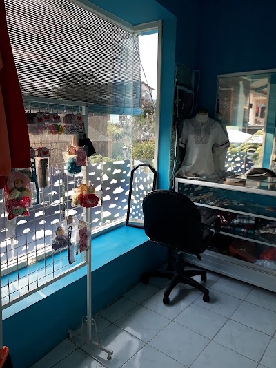 Photos of Salon Warna