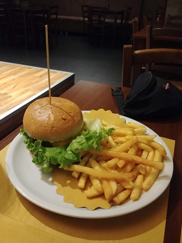 La Barriera Pub