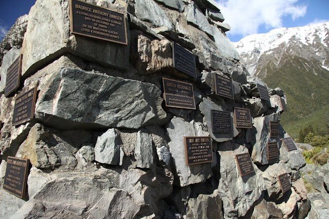 Hooker Valley track