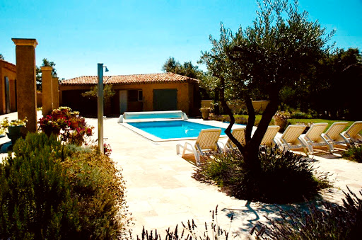 Photo de Clos de la Sarriette: Villa de groupe avec piscine en campagne, proche Lac Sainte-Croix et Gorges du Verdon, Provence, Var à Régusse (83630)
