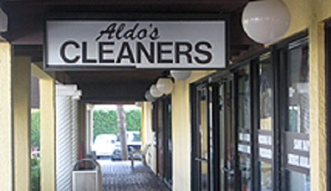 Aldo's Cleaners Logo