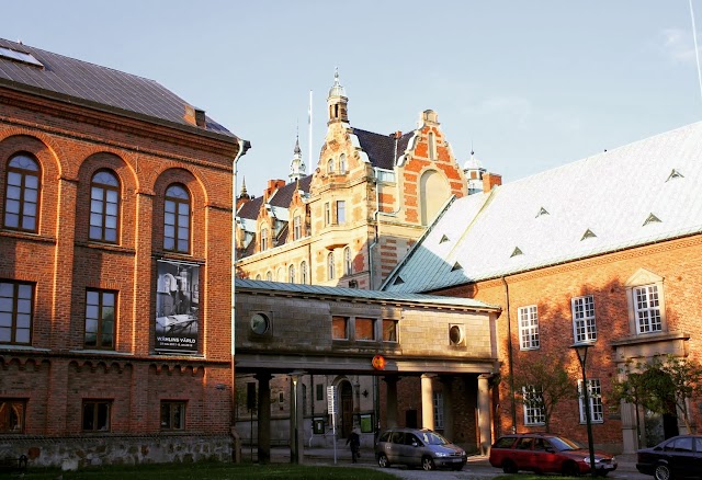 Place around image