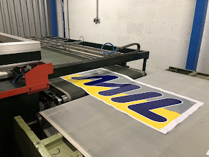 Photo n°2 de Cms Publicité à Allonne (Magasin d'enseignes)