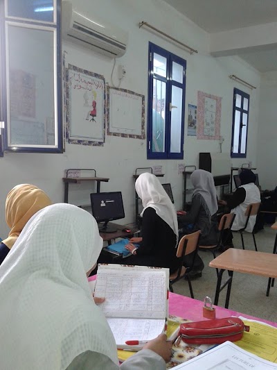 Photos of مركز التكوين المهني والتمهين 03