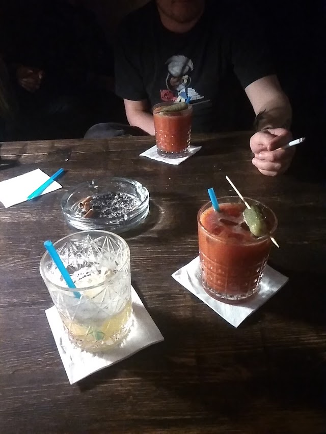 Janela Da Atalaia Bar