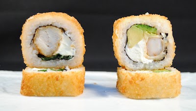 Photos of GOLDEN SUSHI CURAUMA