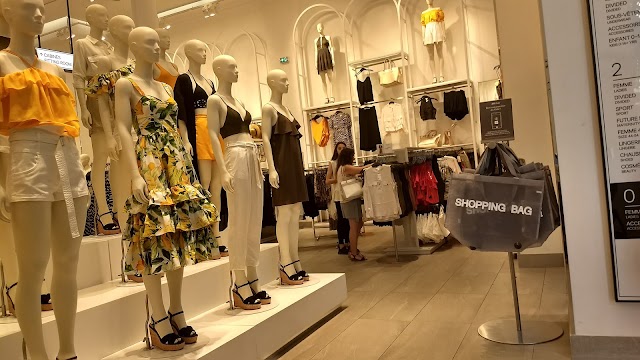 H&M