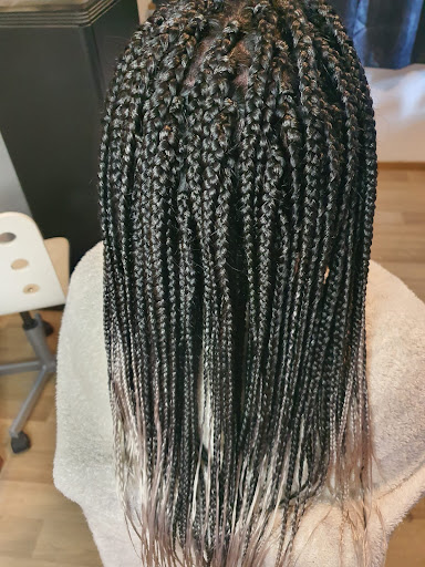 Afro hair - Braids | Extensions | Sewing Extensions, Wigs Installation,Tapping Extensions - Thumbnail