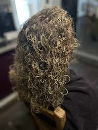 Photo n°13 de M'coiffure - Coiffeuse à domicile à Saint-Lyé-la-Forêt (Salon de coiffure)