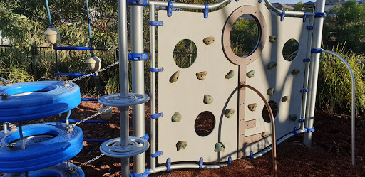 Teenager Park Gallery - Australia