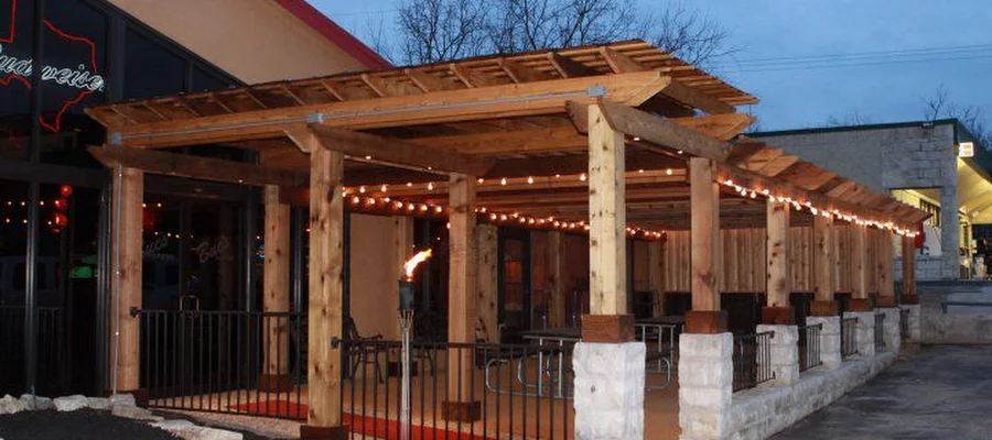 Buc's Bar & Grill