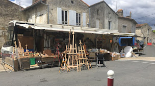 Photo n°2 de L'Art au Marché à Saint-Maixent-l'École (Magasin de matériel artistique)
