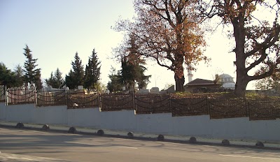 Cekmekoy Old Cemetery