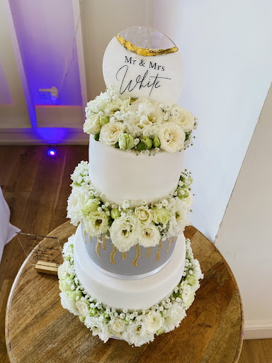 Cakes By Em